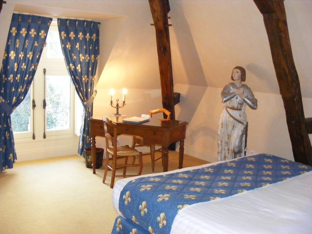 Château de Brou Noyant-de-Touraine Chambre photo