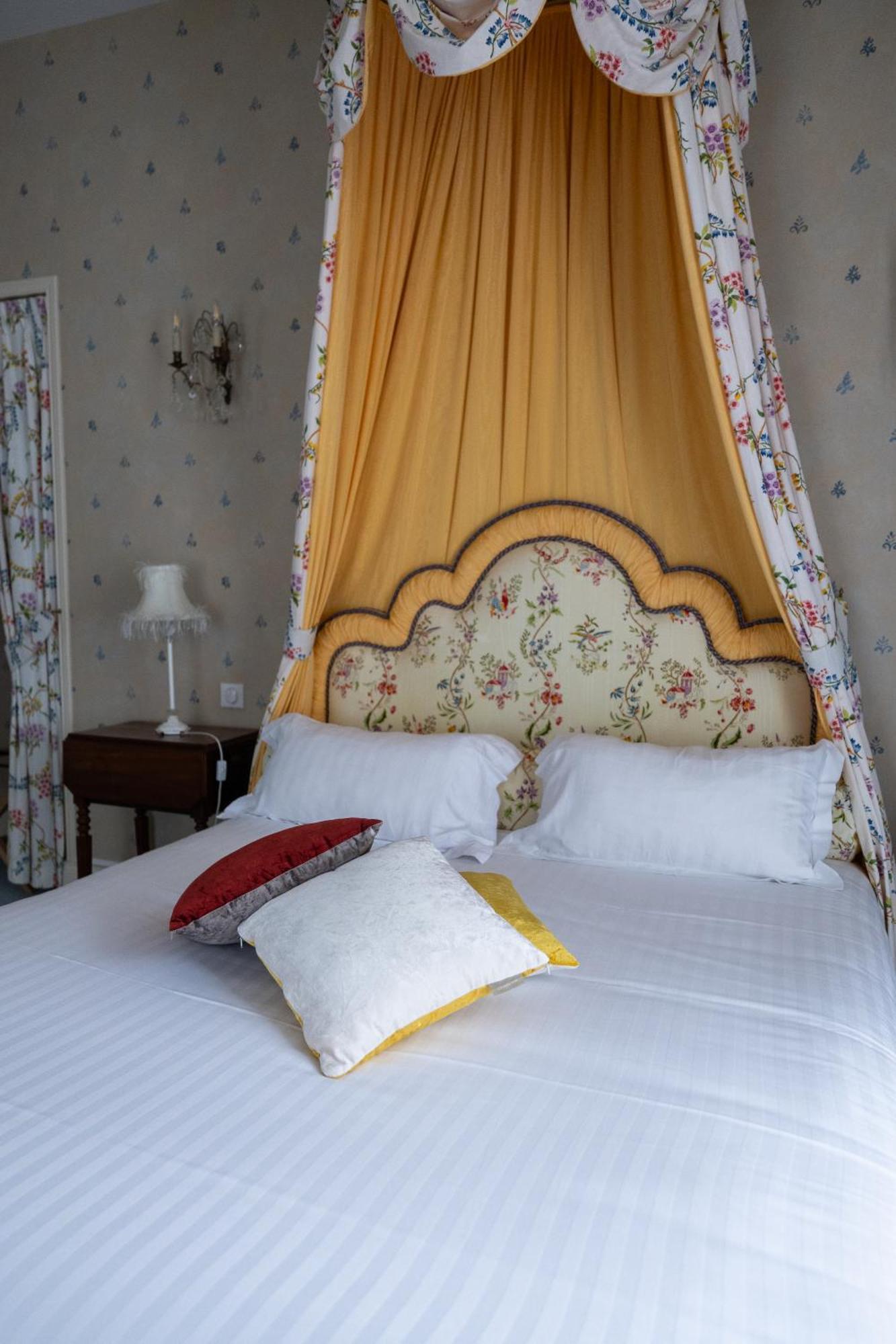 Château de Brou Noyant-de-Touraine Extérieur photo